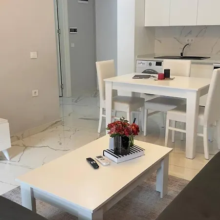 Apartament 0017 White Sail Cozy 1-bedroom Steps From Yekta Mall In Mahmutlar, *